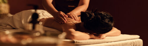 Ganzkörper-Massage mit Peeling und Gesichtsmaske für bis zu 2 Personen