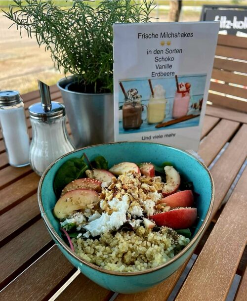 Bowl oder Focaccia & Getränk für 2 Personen