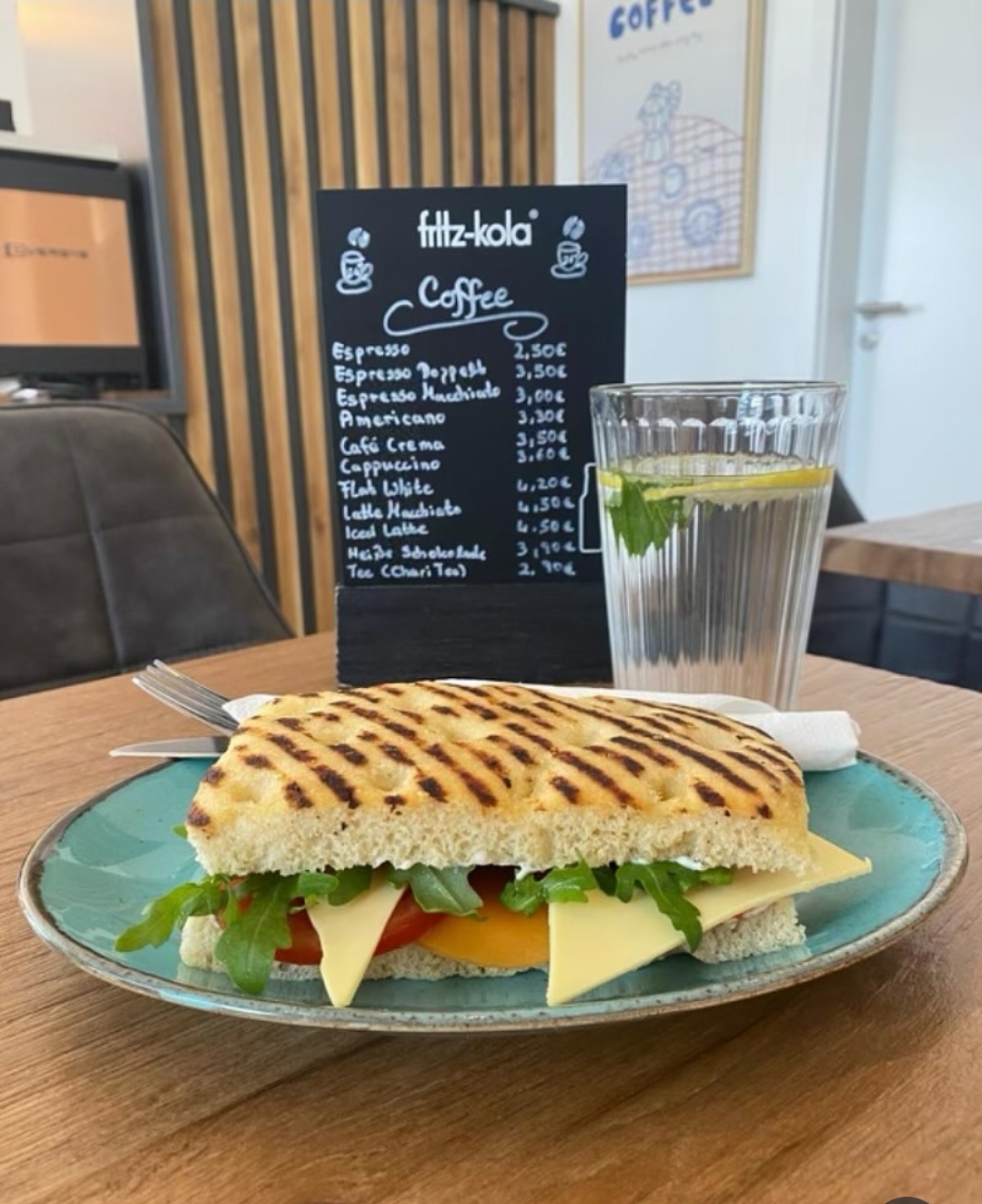 Bowl oder Focaccia & Getränk für 2 Personen – Bild 3