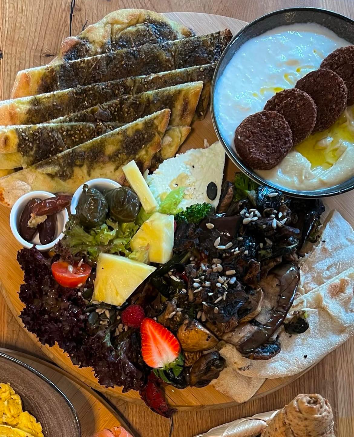 Arabische Frühstücksplatte & Heißgetränk für 2 Personen – Bild 5