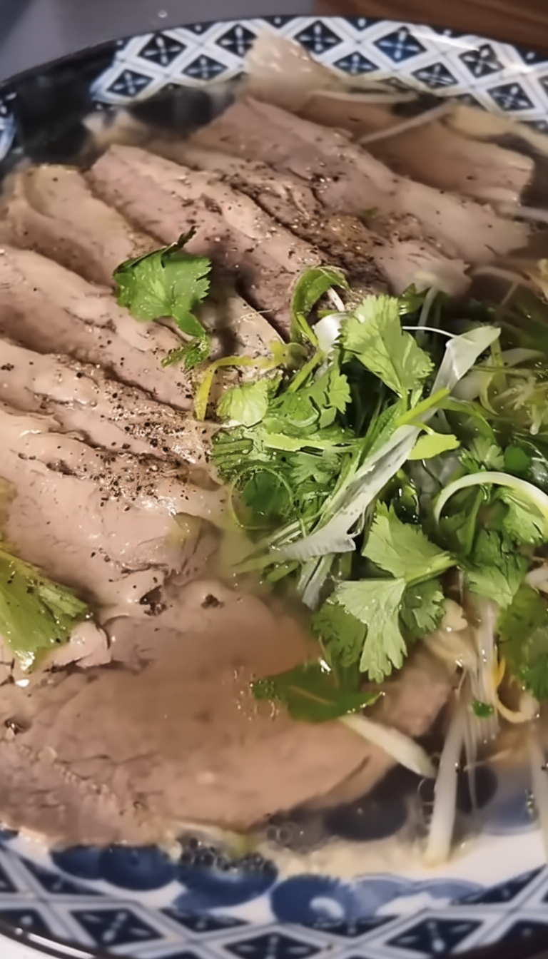 Pho Suppen & hausgemachte Drinks für 2 Personen – Bild 4