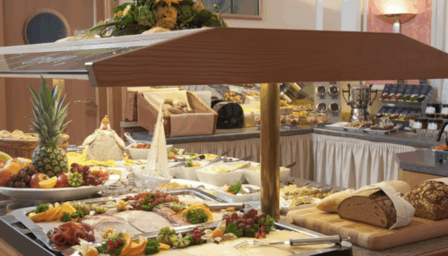 All‑You‑Can‑Eat Frühstücksbuffet mit Heißgetränken & Säften