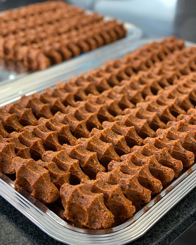 Cigköfte Teller, Ayran & Baklava für 2 Personen – Bild 4