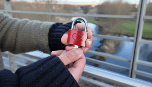 Liebesschloss mit personalisierbarer Gravur