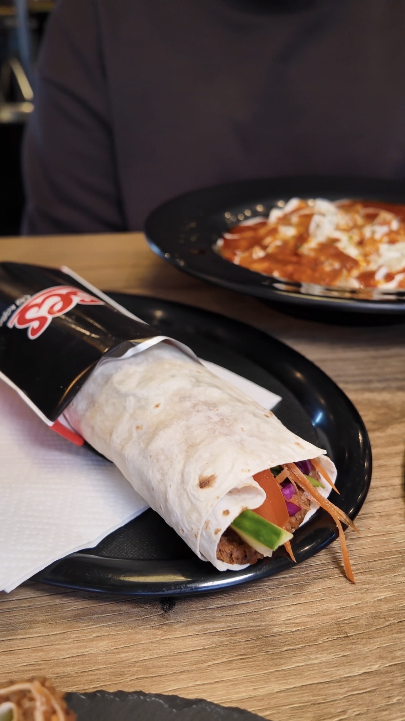 Çiğköfte Dürüm & Getränk für 2 Personen – Bild 4