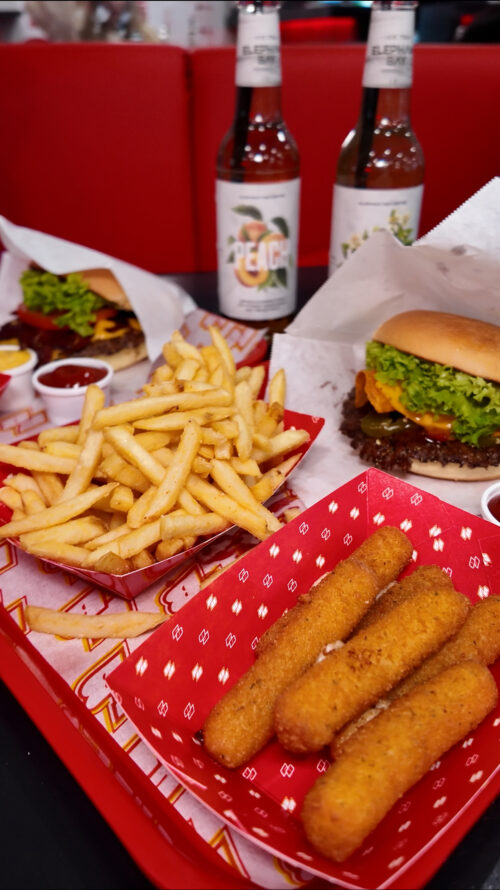 Burger Menü & Beilage für 2 Personen